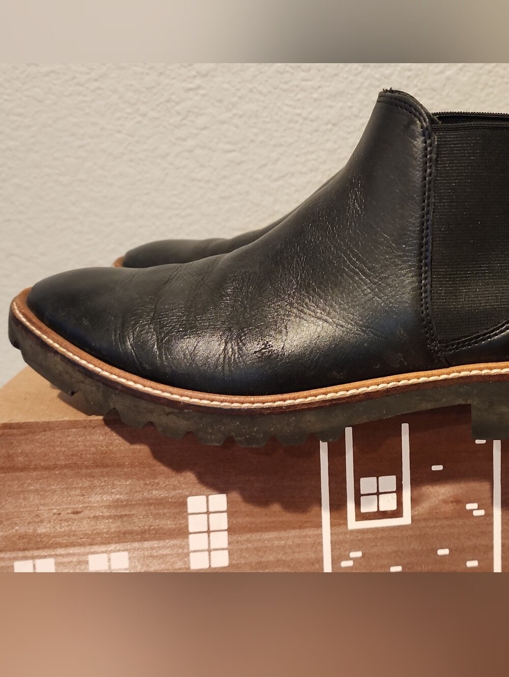 ECCO Incise Tailored Black Leather Chelsea Boot 39